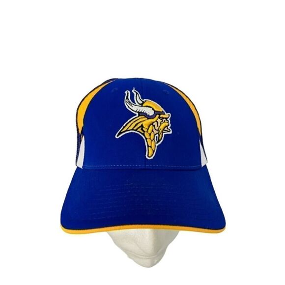 Minnesota Vikings OnField Reebok NFL Hat S/M Flex Fit Stretch Mesh Purple Cap - Picture 1 of 8
